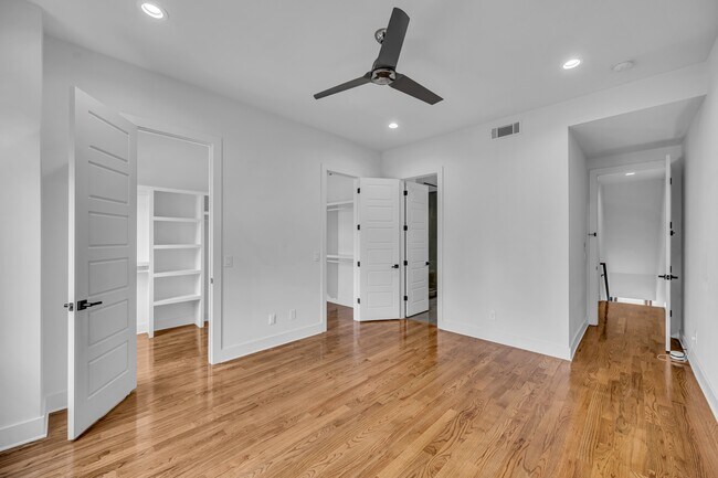 Building Photo - 3325 Felicia St