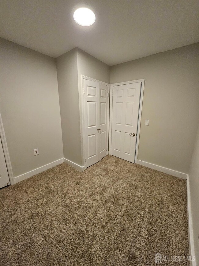 Building Photo - 74 Coley St