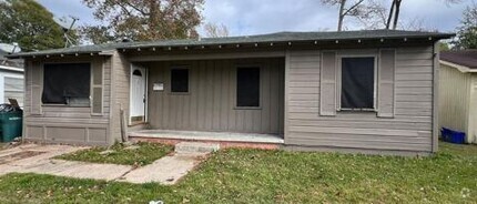 Building Photo - 4740 Abilene St