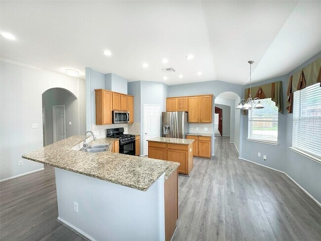 Building Photo - 2910 Lemmingham Dr