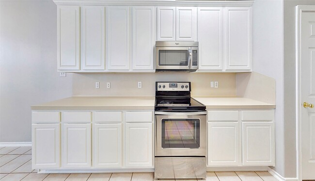 Building Photo - 107 N Camellia Grove Cir