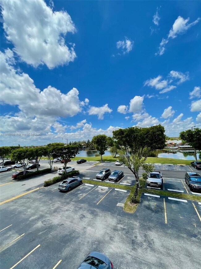 Building Photo - 1300 SW 122nd Ave
