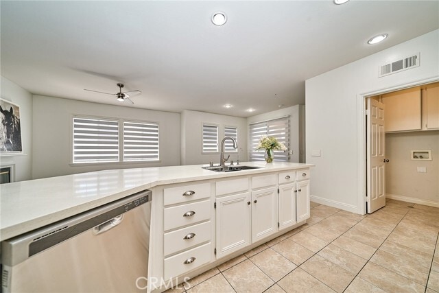 Building Photo - 441 Ridgeway