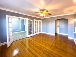 Building Photo - 1553 W 83rd St