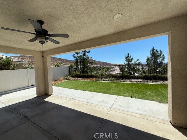 Building Photo - 30545 Green Vista Dr