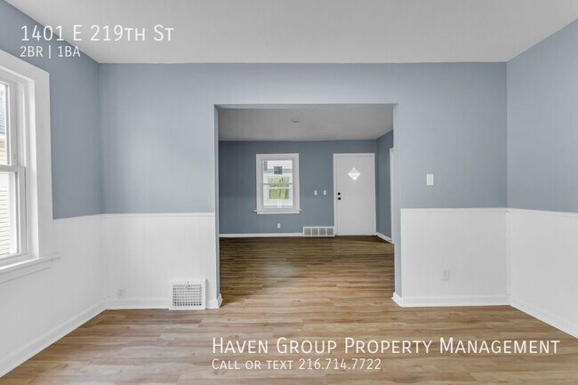 Building Photo - 1401 E 219th St