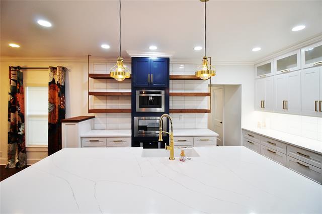 Building Photo - 806 Bryson St