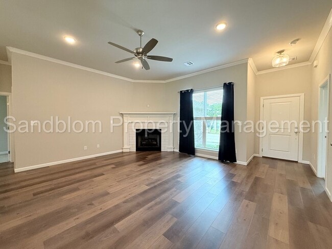 Building Photo - For Lease | Bixby | Available Now!