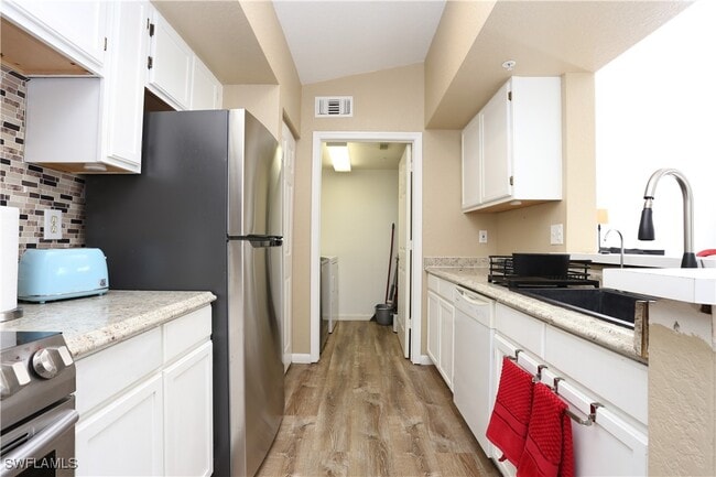 Building Photo - 4650 St Croix Ln