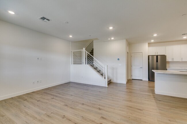 Building Photo - 160 Silver Run Ln