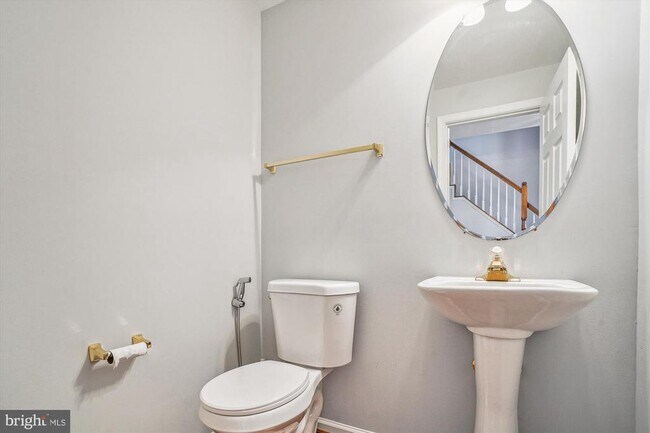 Building Photo - 9305 Sumner Lake Blvd