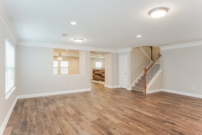 Building Photo - 19235 Danphe Landing Ct
