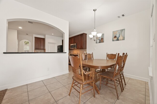 Building Photo - 3010 Pelican Cove