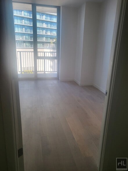 Building Photo - A 40 Road