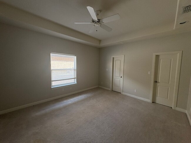 Building Photo - 210 Rio Grande Dr