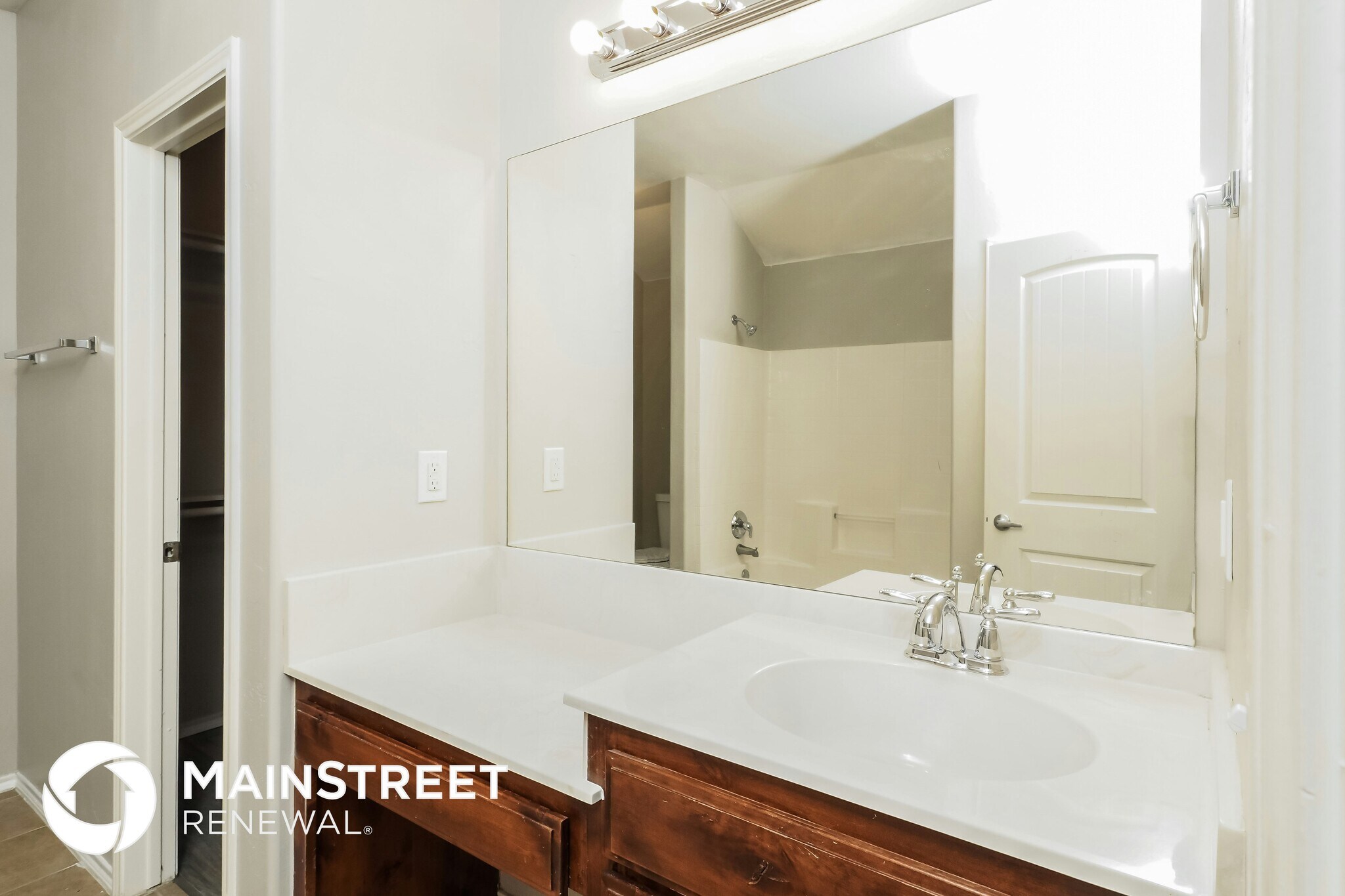 Building Photo - 11128 SW 40th St