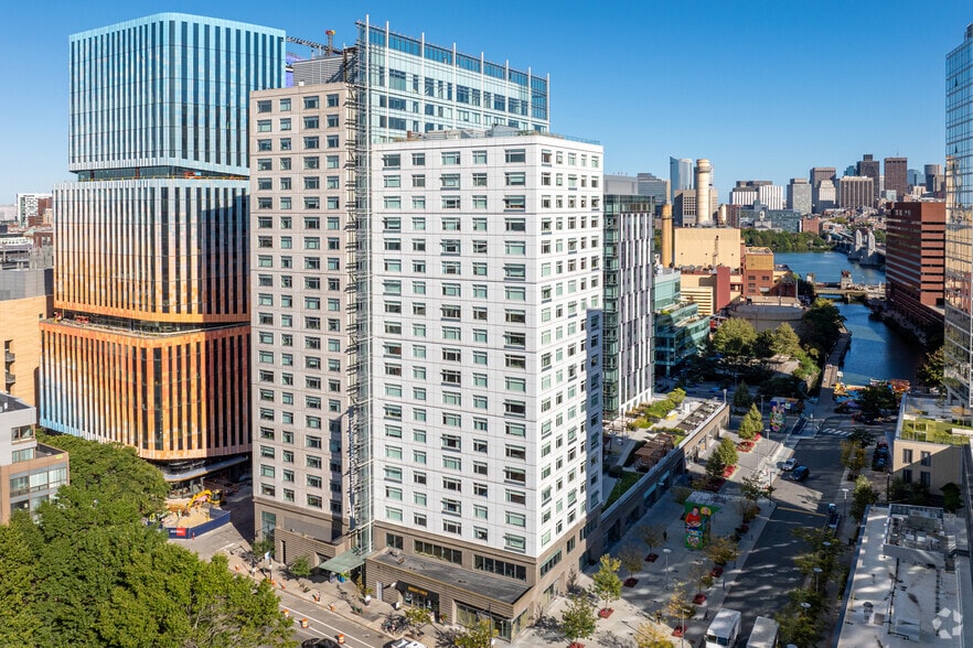 Primary Photo - Watermark Kendall West