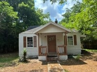 Building Photo - 3902 N Linden Dr
