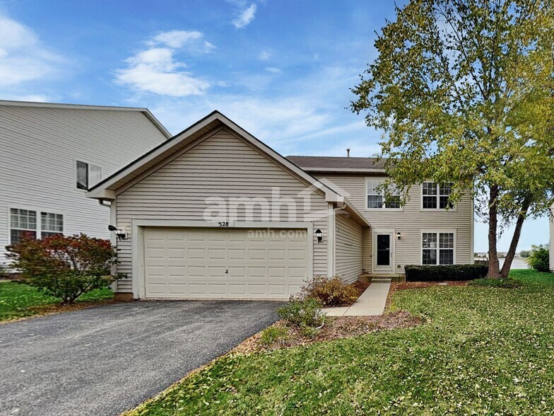 Primary Photo - 528 Alyssa St