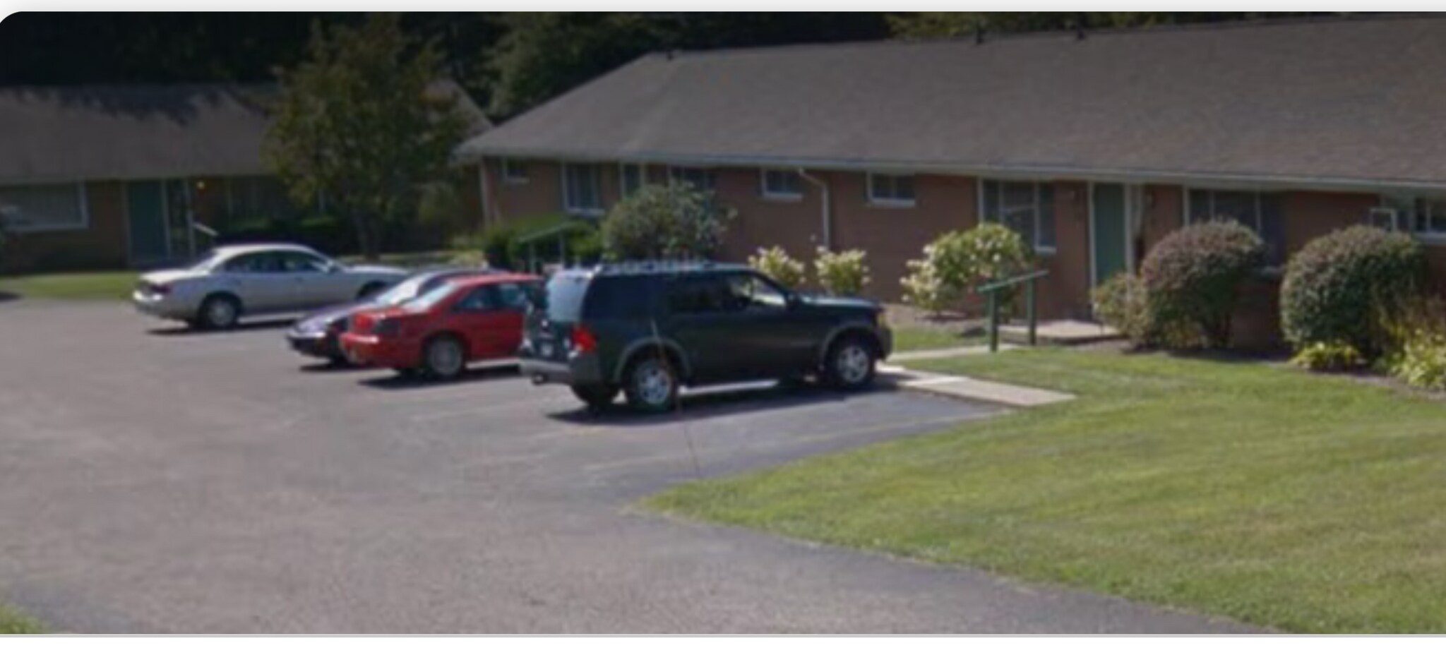 Building Photo - 1676 Rosemont Rd