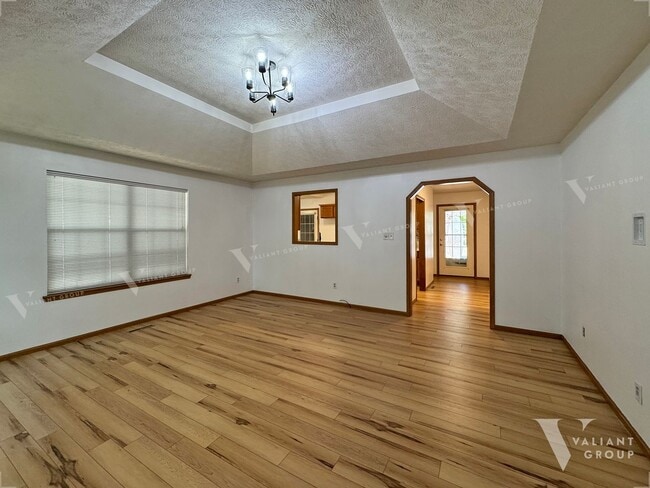 Building Photo - Spacious 3-Bedroom, 2-Bath in Sequiota Nei...