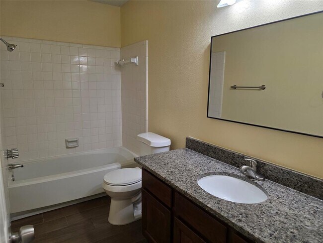 Building Photo - 6444 Kentwick Dr