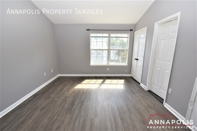 Building Photo - 109 Pinecove Ct
