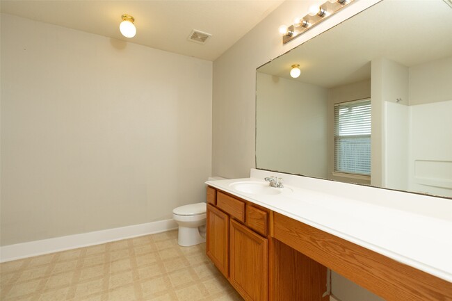 Building Photo - 19842 Hidden Shadow Ln