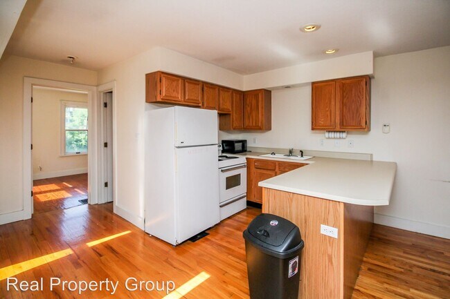 Building Photo - 1410 Anthony St