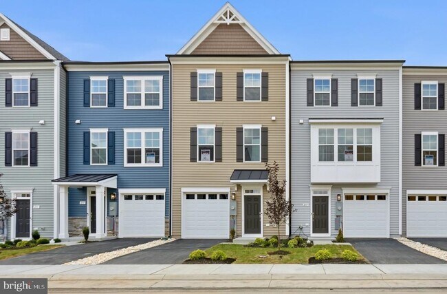 Building Photo - 241 Monteith Dr