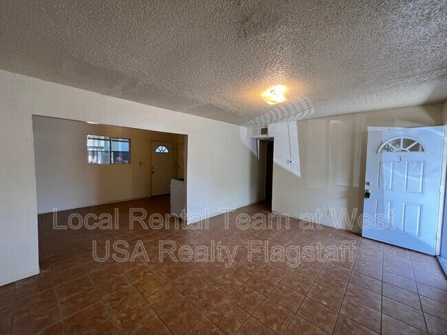 Building Photo - 117 E Ellery Ave