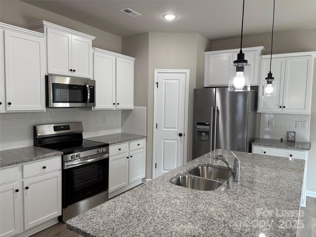 Building Photo - 7117 Stoney Wood Ln