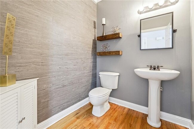 Building Photo - 10090 Jones Bridge Rd