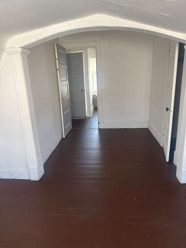 Building Photo - 476 Hudson Ave