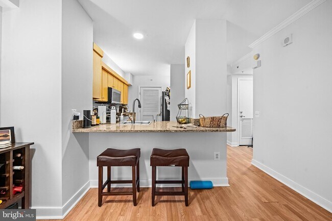 Building Photo - 631 D St NW