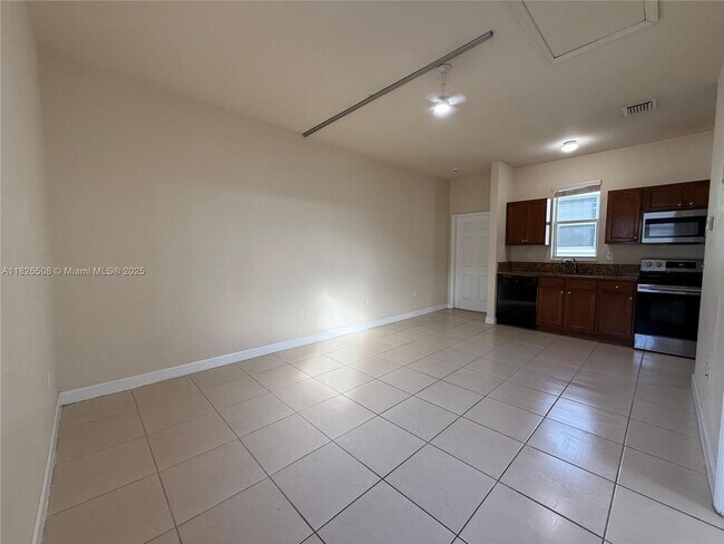 Building Photo - 17067 SW 93rd St