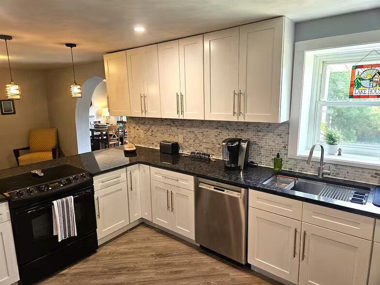 Remodeled Kitchen - 6117 E Lake Rd