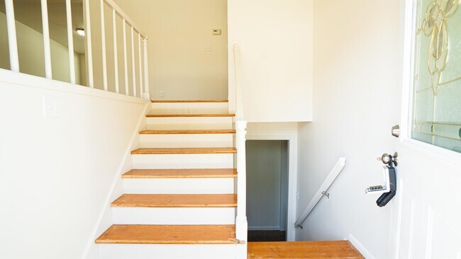 Building Photo - 5558 S Somerset Way