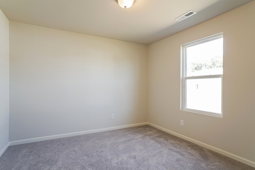 Building Photo - 314 Spencer Dr