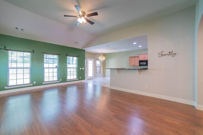 Building Photo - 119 Spoonbill Cir
