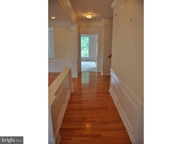 Building Photo - 53 Trewbridge Ct