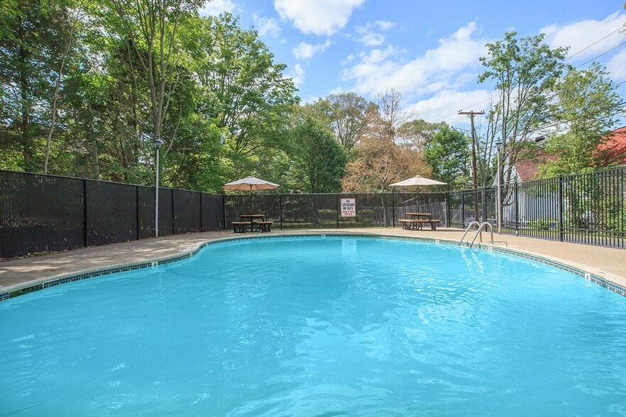 East Bay Apartments 165 Winthrop St Taunton MA 02780 Apartment Finder