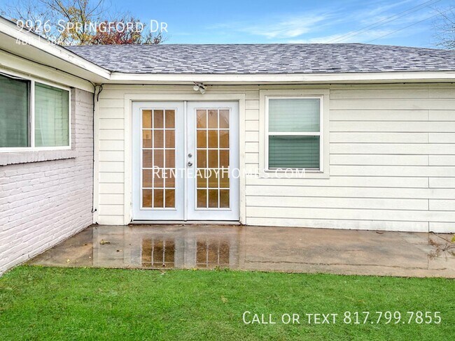 Building Photo - 9926 Springford Dr