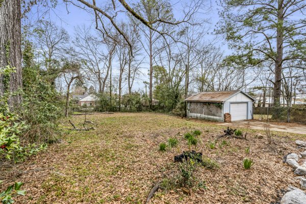 Building Photo - 710 10th St N