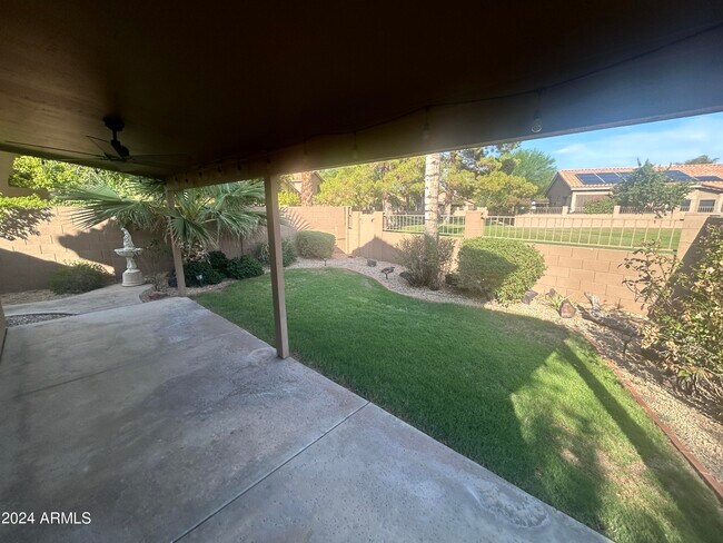 Building Photo - 15845 N 50th St