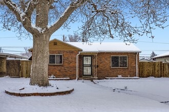 Building Photo - Newport