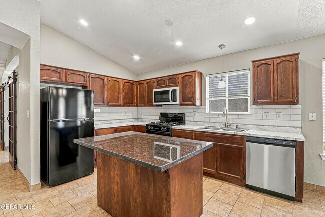 Building Photo - 2724 Granite Rock Pl
