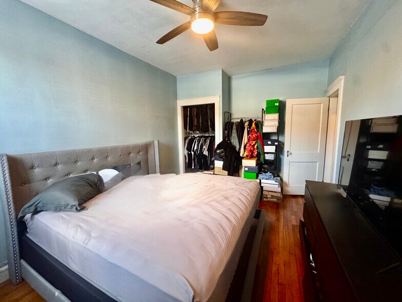 Building Photo - 1662 Commonwealth Ave