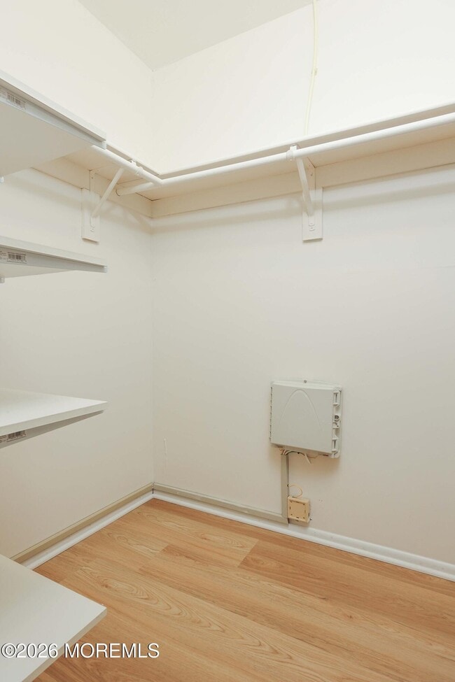 Building Photo - 38 Medford Ct