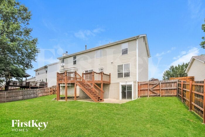 Building Photo - 124 Royallsprings Pkwy